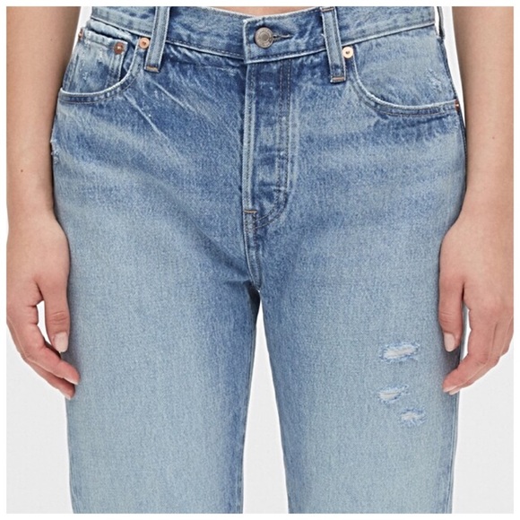 ❤️ GAP Boyfriend Jeans size 6 Mid-Rise Distress Crop size 28 (size 6) NWTS-$90 - Picture 4 of 6